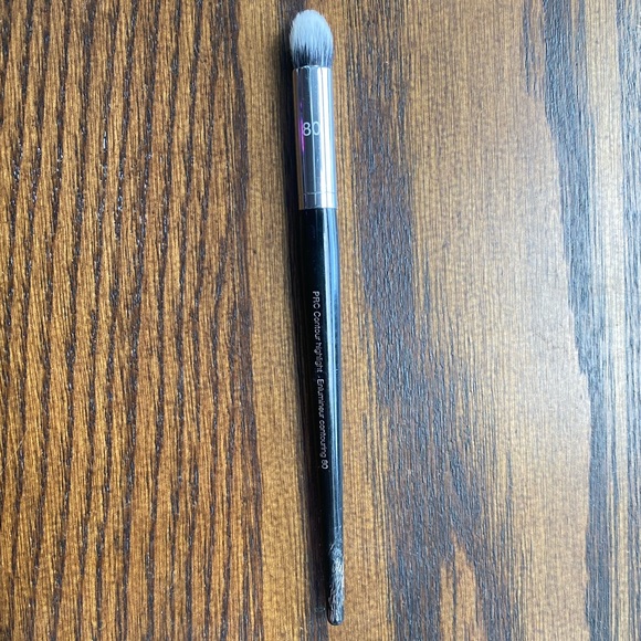 Sephora Precision Contour/Highlight Brush 80 Used - Picture 2 of 3